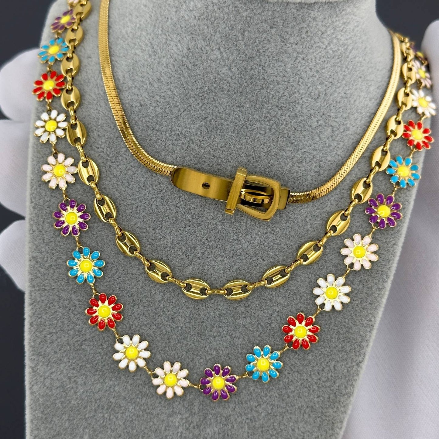 18K gold plated Stainless steel  Flowers necklace, Intensity