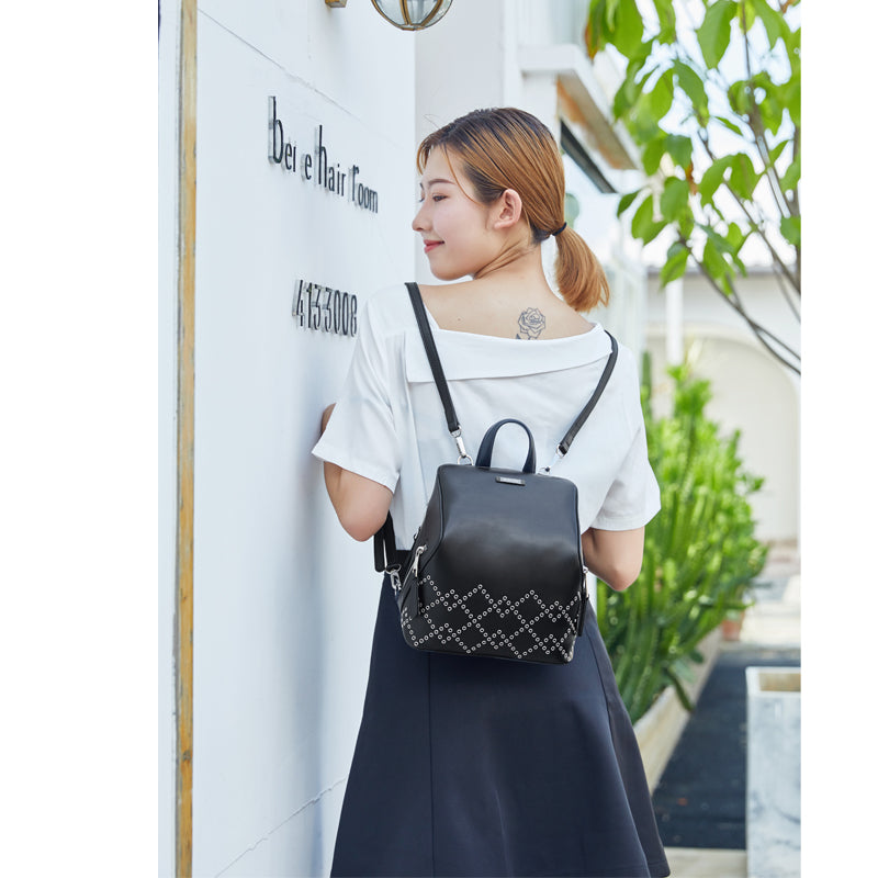 Leisure Anti-theft Top Leather Rivet Bag